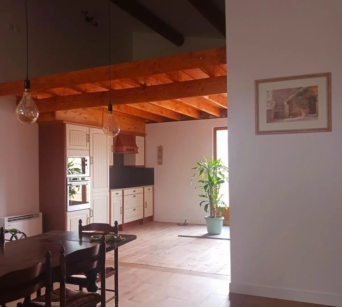 Holiday home La Poumo D'Amour La Tour-d'Aigues