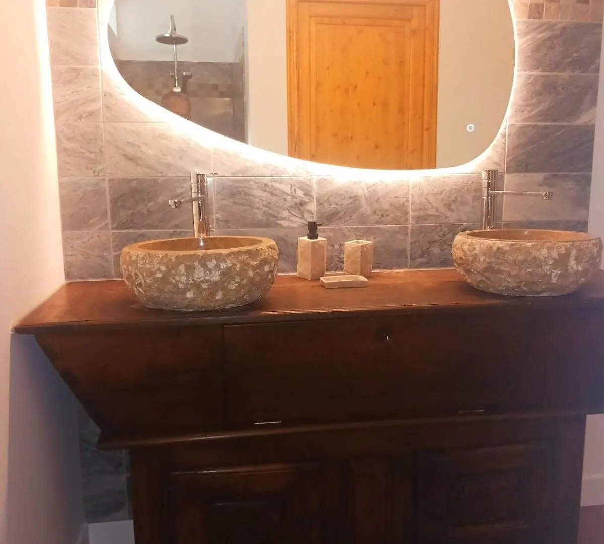 Holiday home La Poumo D'Amour La Tour-d'Aigues