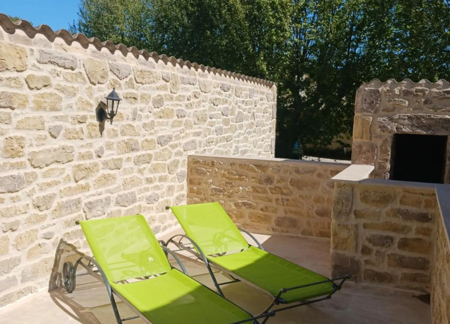La Poumo D'Amour La Tour-d'Aigues