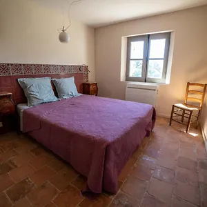  Hébergement de vacances Domaine Les Perpetus