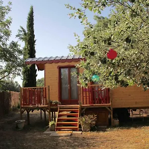  Maison d'hôtes Roulotte Aux Peupliers